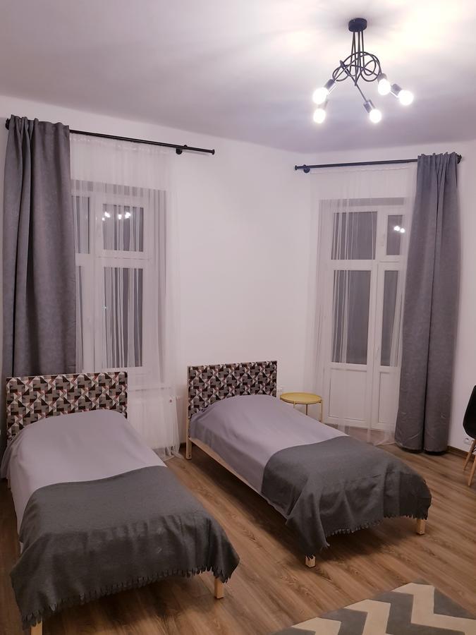 Apartamenty Rowna 키엘체 외부 사진