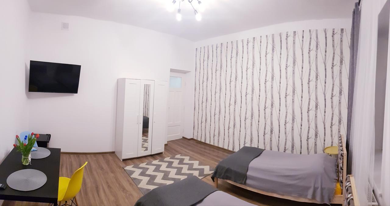 Apartamenty Rowna 키엘체 외부 사진