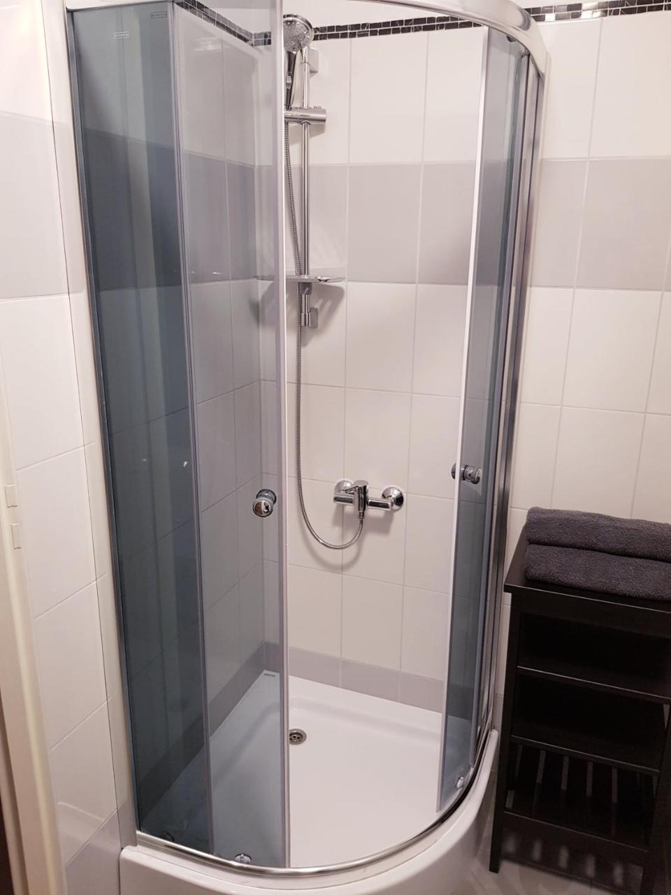 Apartamenty Rowna 키엘체 외부 사진